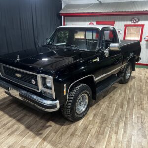 1977 Chevrolet K-5 Blazer -> C-10 Short Bed